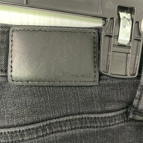 Madewell Roadtripper Black Mid Rise Denim Skinny Ankle Jeans Size 28 - Picture 8 of 10